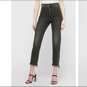 Express Super High Rise Mom Jean